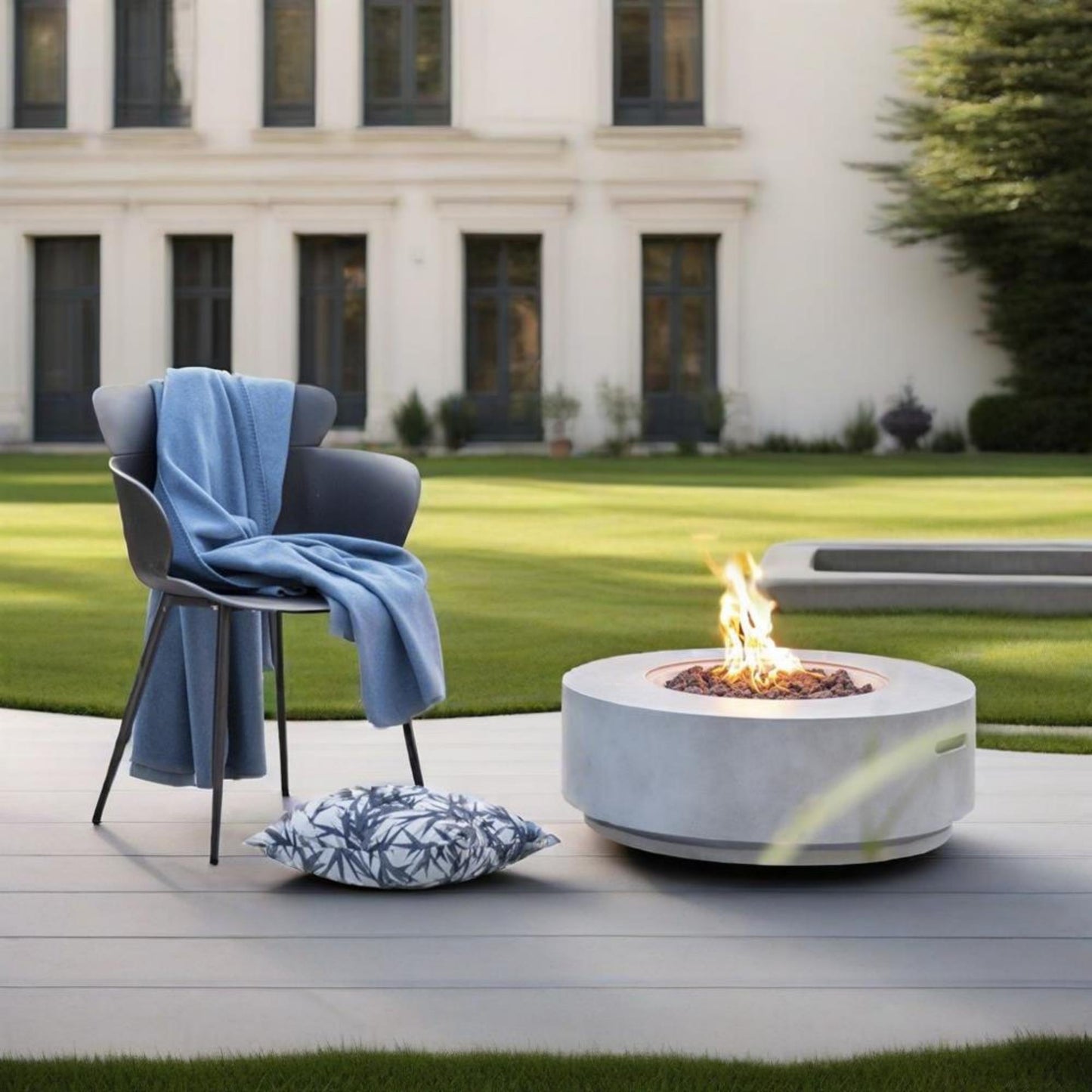 Halo Concrete - Fire Table