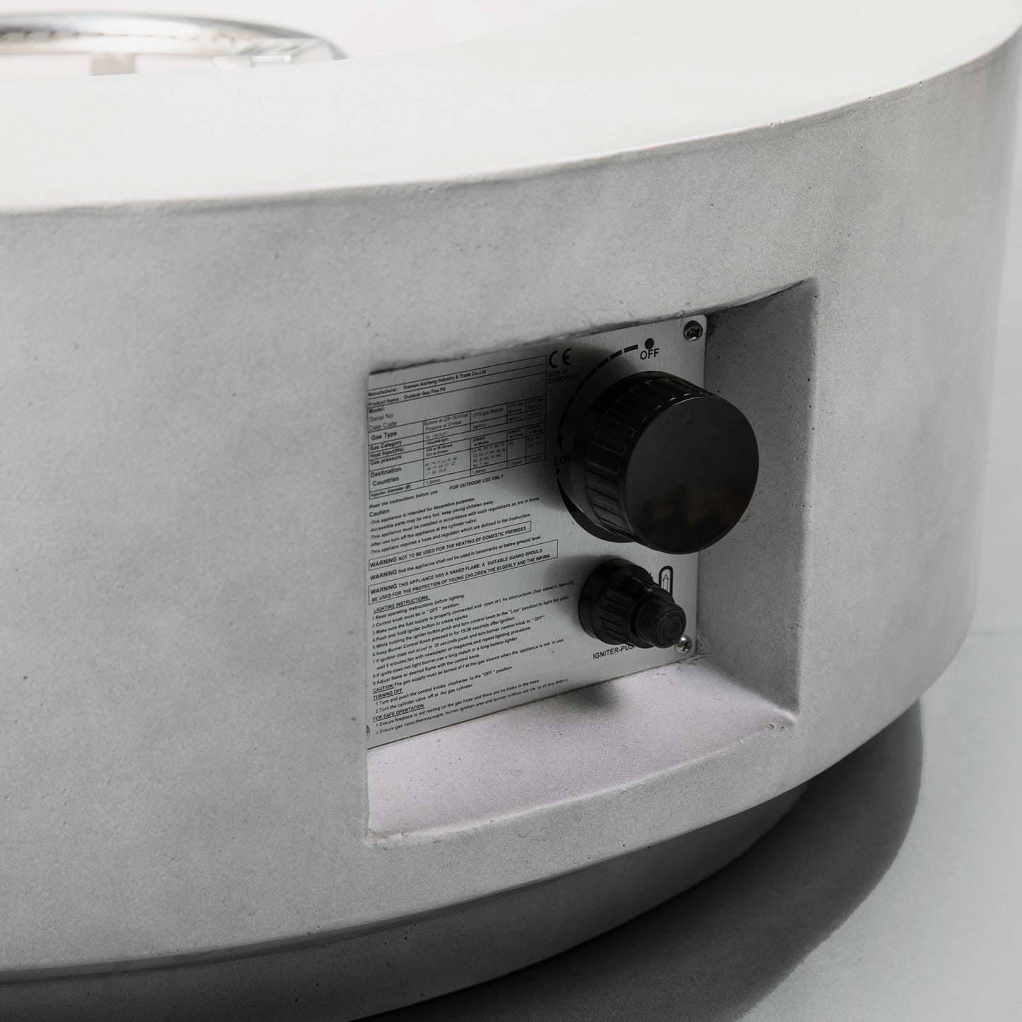 Halo Concrete - Fire Table